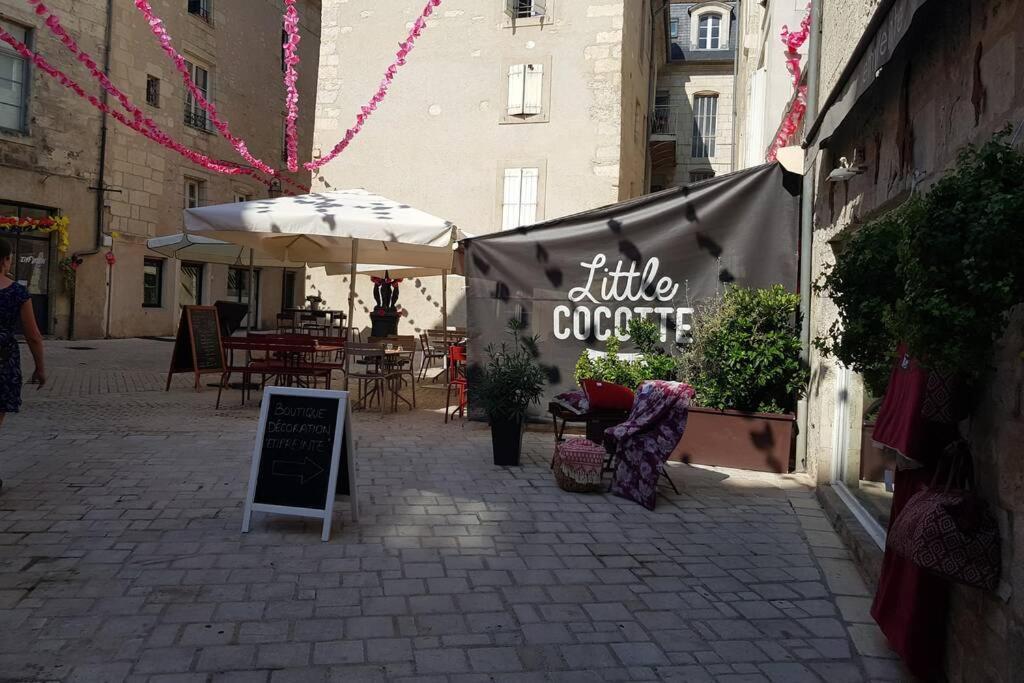 Ferienwohnung Superbe Loft T4 De 96 M2 Au Coeur Périgueux Exterior foto