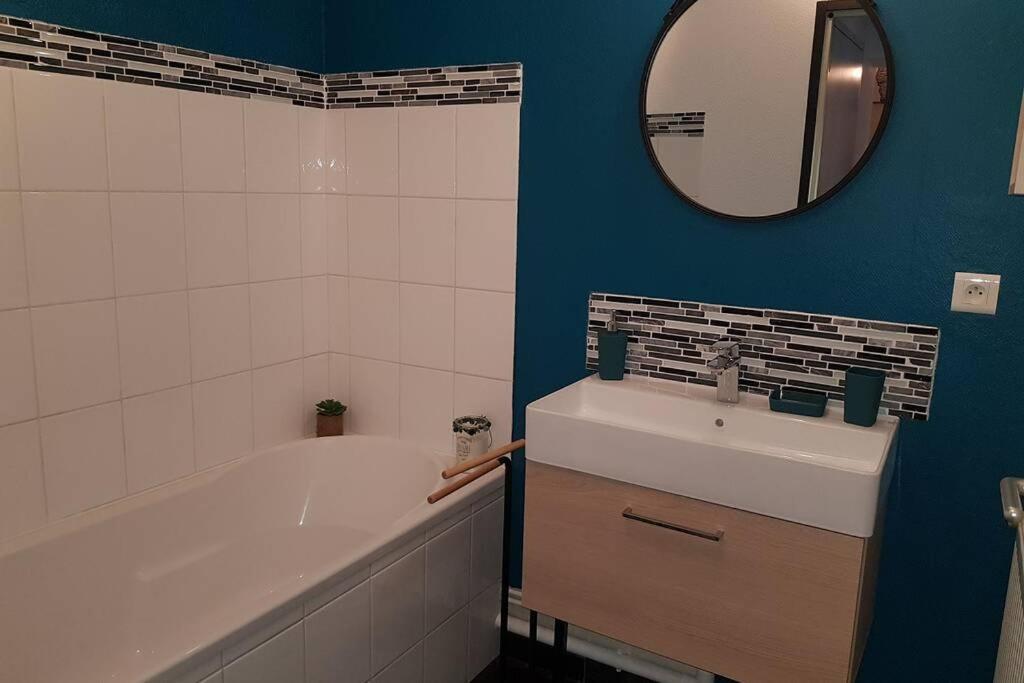 Ferienwohnung Superbe Loft T4 De 96 M2 Au Coeur Périgueux Exterior foto