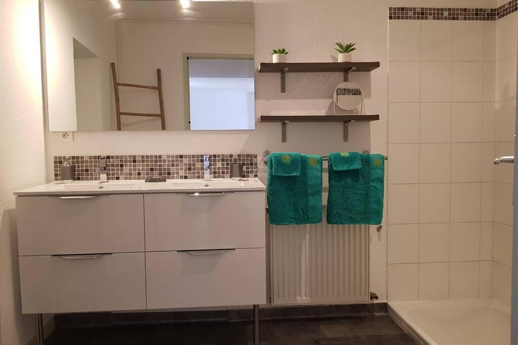 Ferienwohnung Superbe Loft T4 De 96 M2 Au Coeur Périgueux Exterior foto