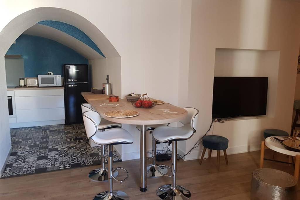 Ferienwohnung Superbe Loft T4 De 96 M2 Au Coeur Périgueux Exterior foto